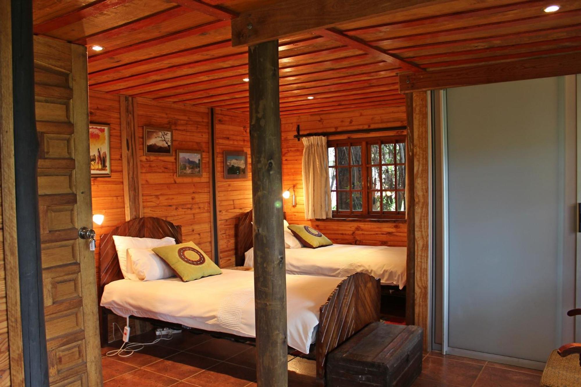 Treks, Trips And Trails Villa Champagne Valley Bagian luar foto