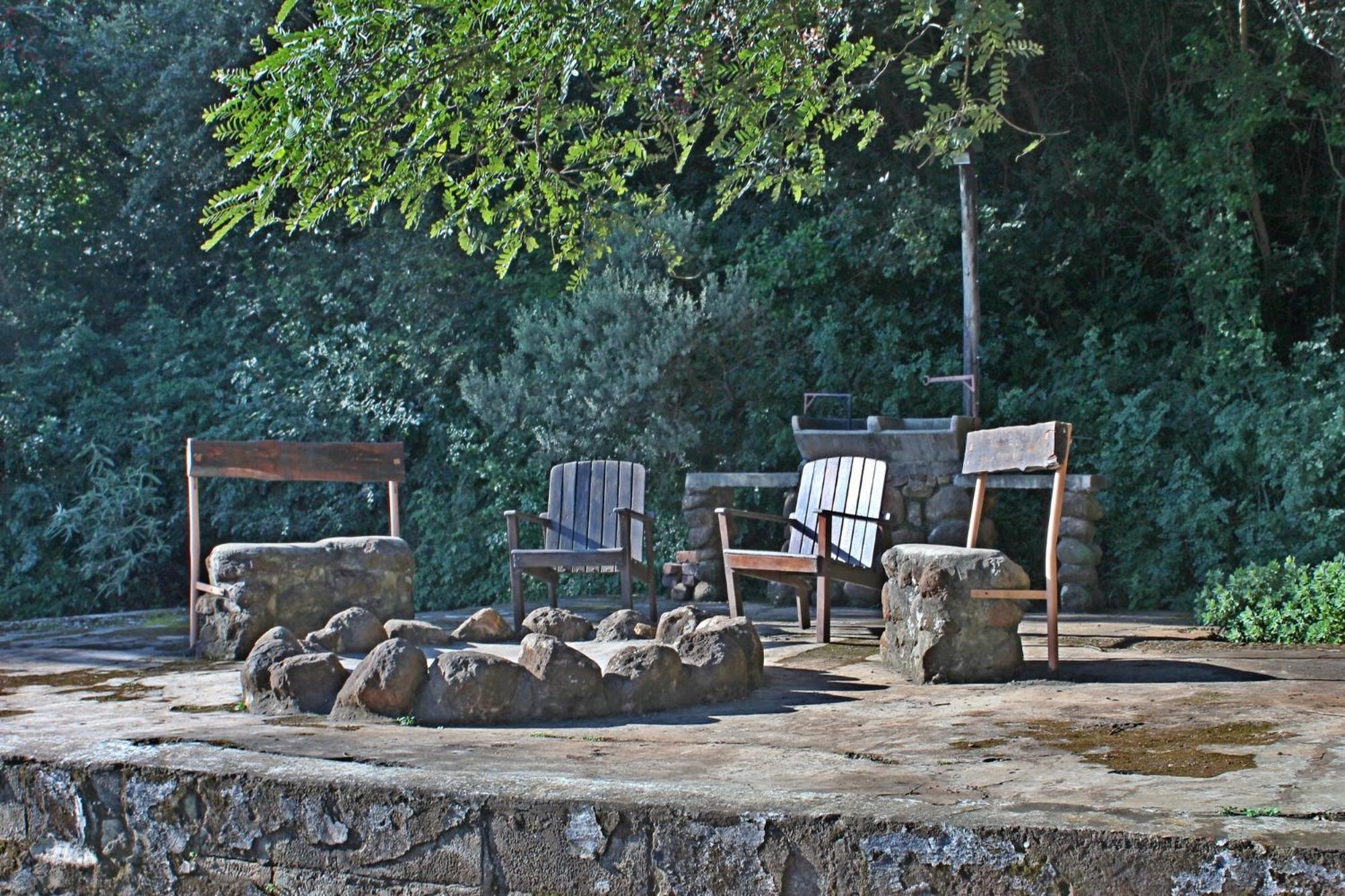 Treks, Trips And Trails Villa Champagne Valley Bagian luar foto